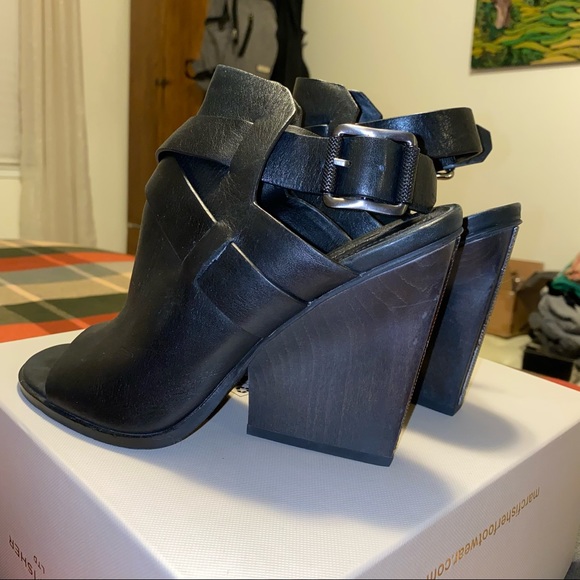 Calvin Klein Wood block heel Wedges - Picture 3 of 7